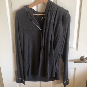 Nordstrom pajama set - great condition